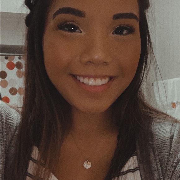 Meet your Posher, Sophia - Picture 6 of 7